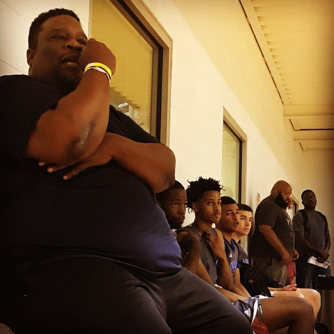 37624286_2010600725625760_6438740856760434688_o